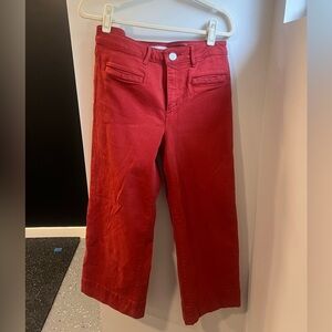 Wide leg cropped pants with pearlized button